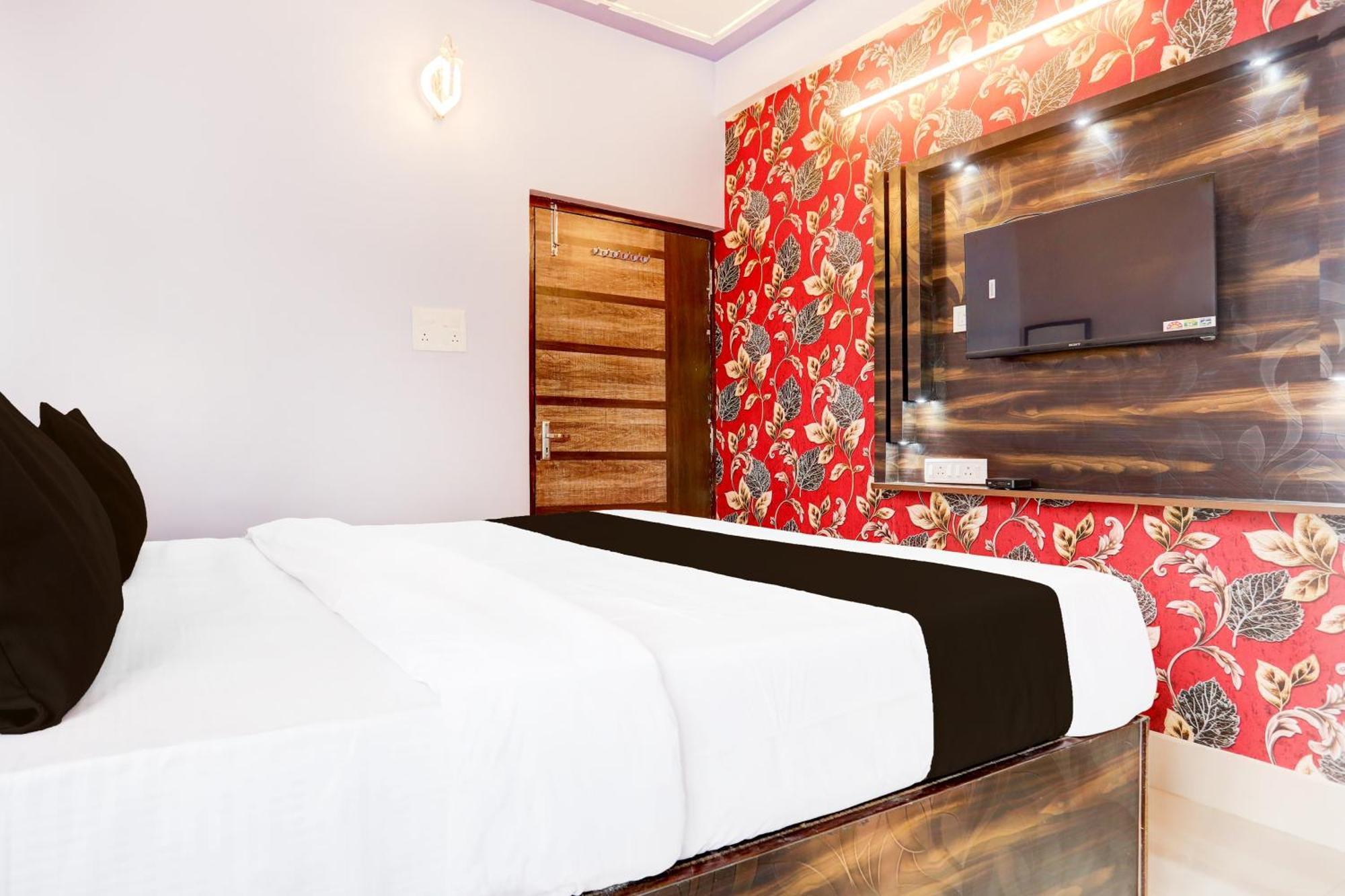 Hotel O Deejit Inn Danapur Екстер'єр фото